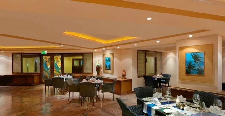 The Lalit Golf & Spa Resort Restaurant/Dining