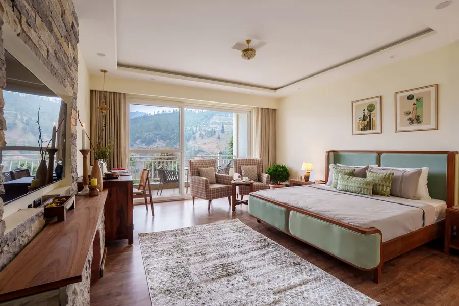 The Mohru Estate - Chail w/ Heated Pool, Shimla