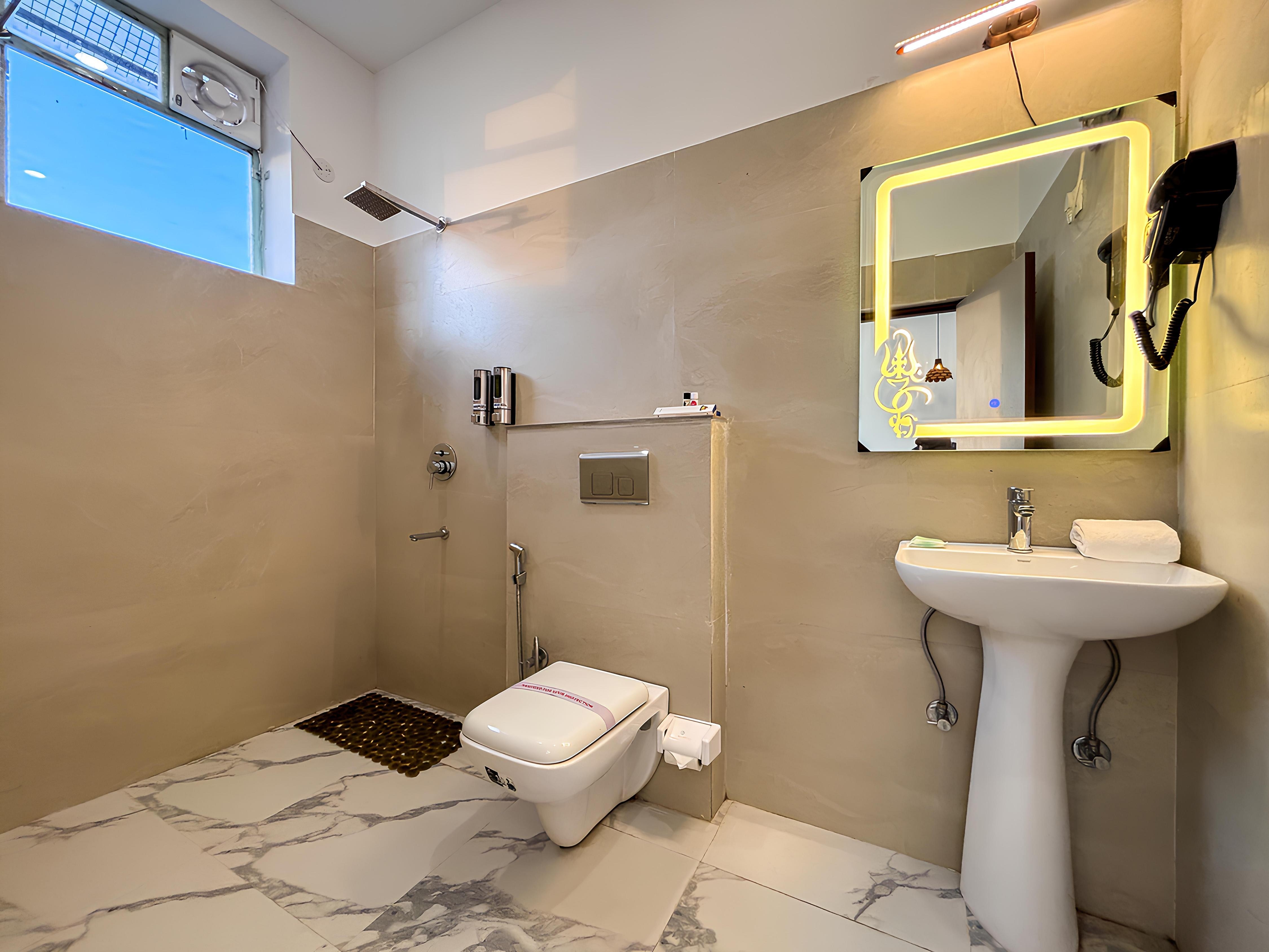 The Neeraj River Forest Resort Wellness Center Room