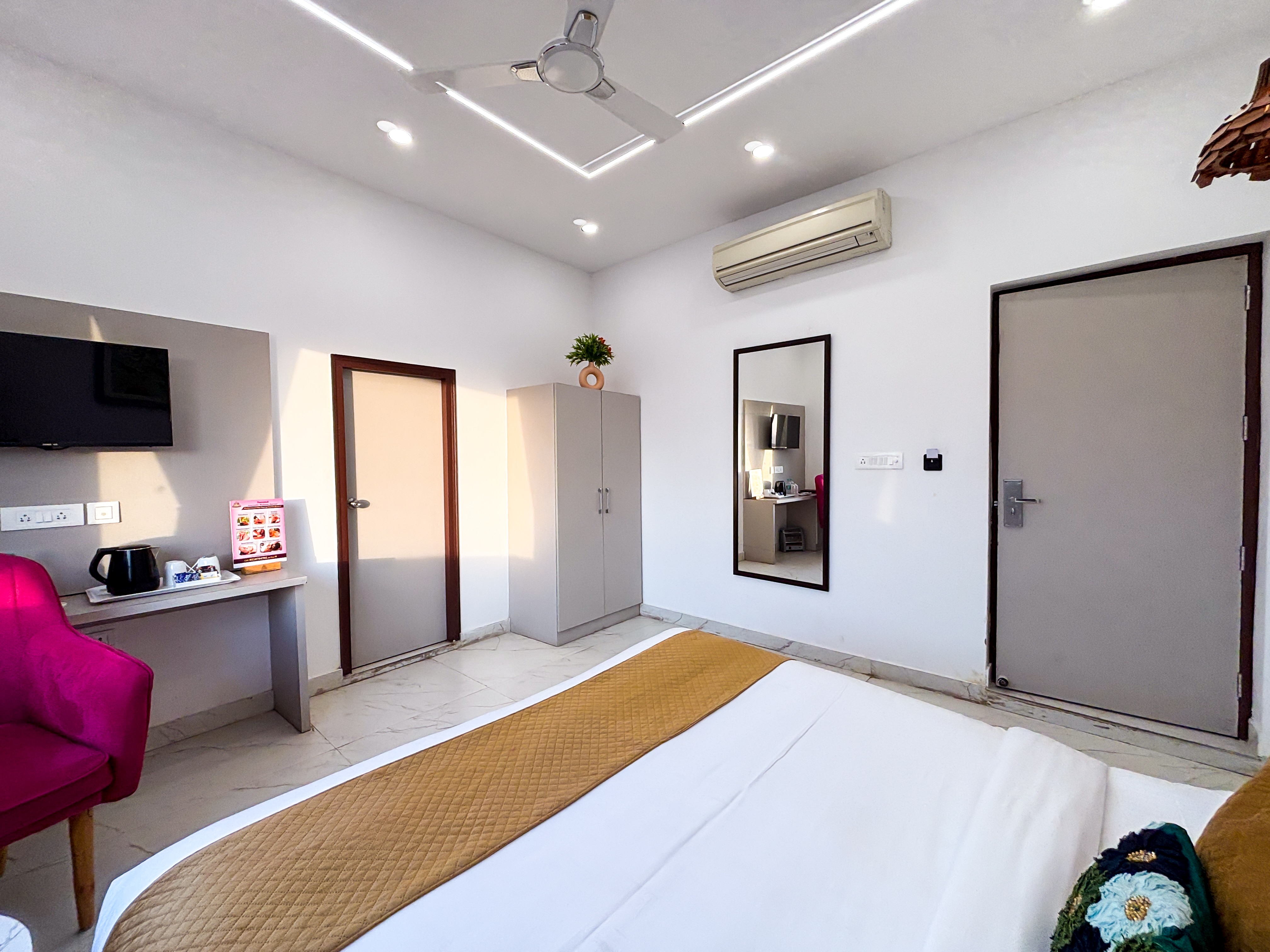 The Neeraj River Forest Resort Wellness Center Room