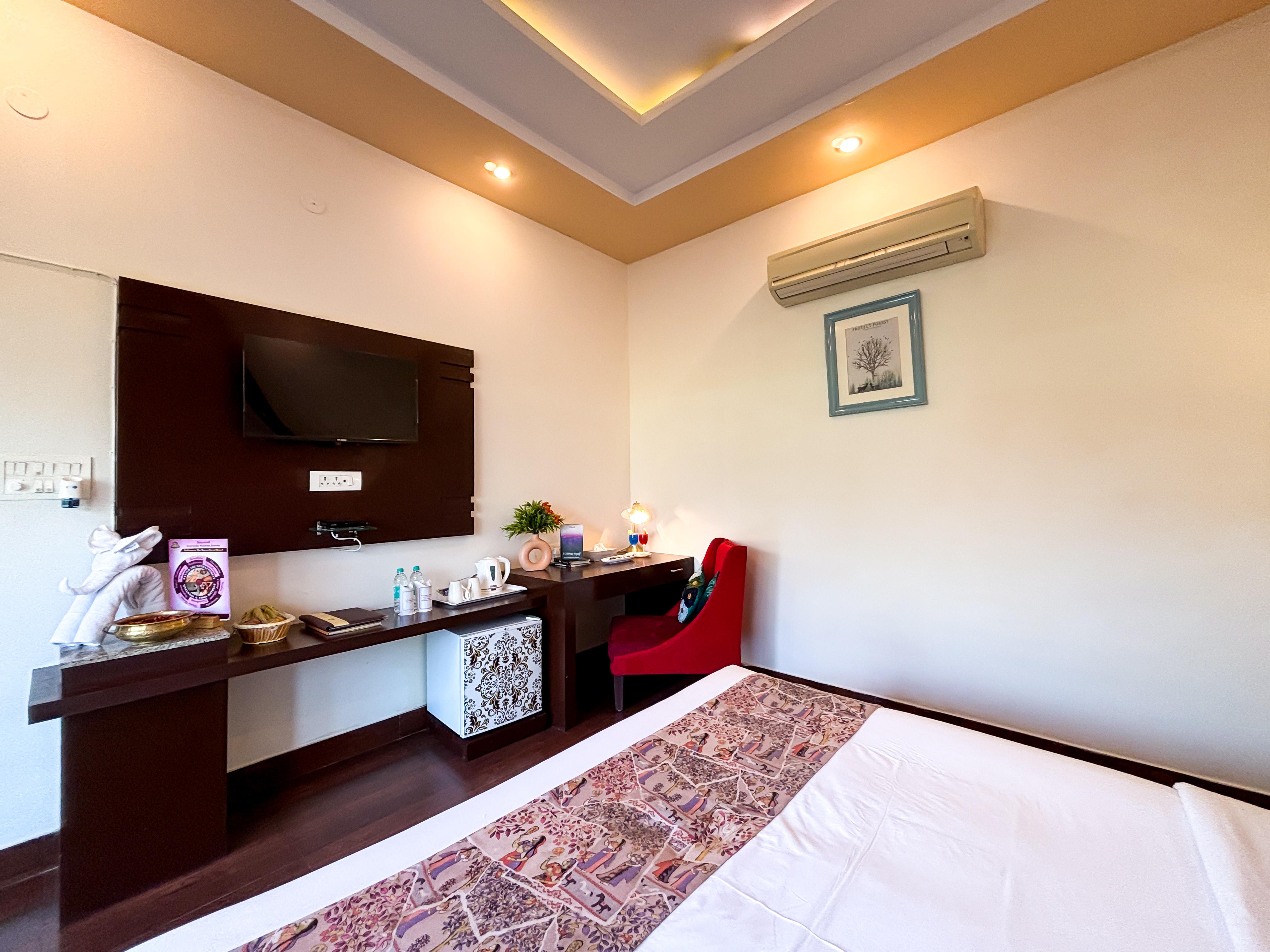 The Neeraj River Forest Resort Wellness Center Room