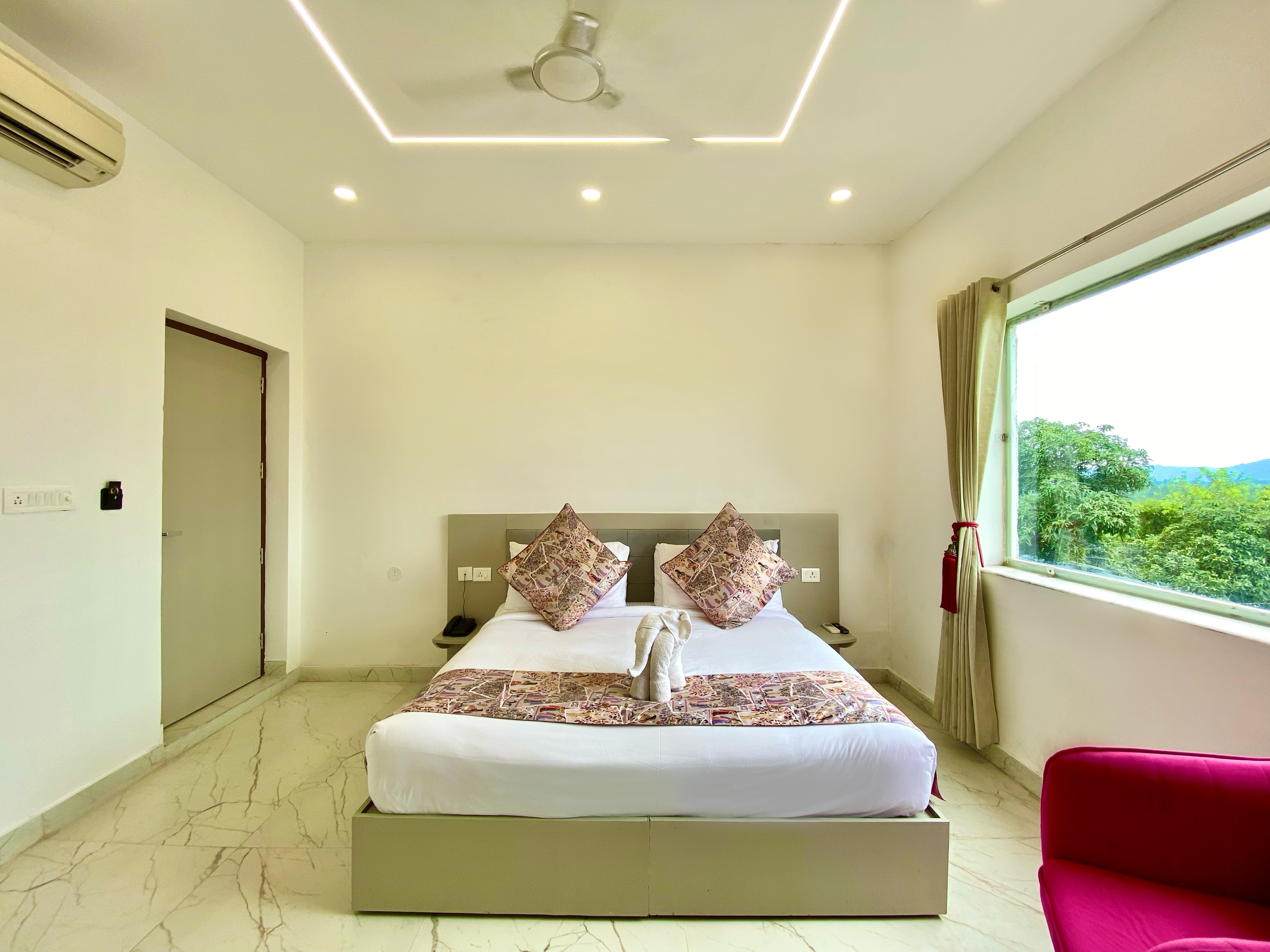 The Neeraj River Forest Resort Wellness Center Room