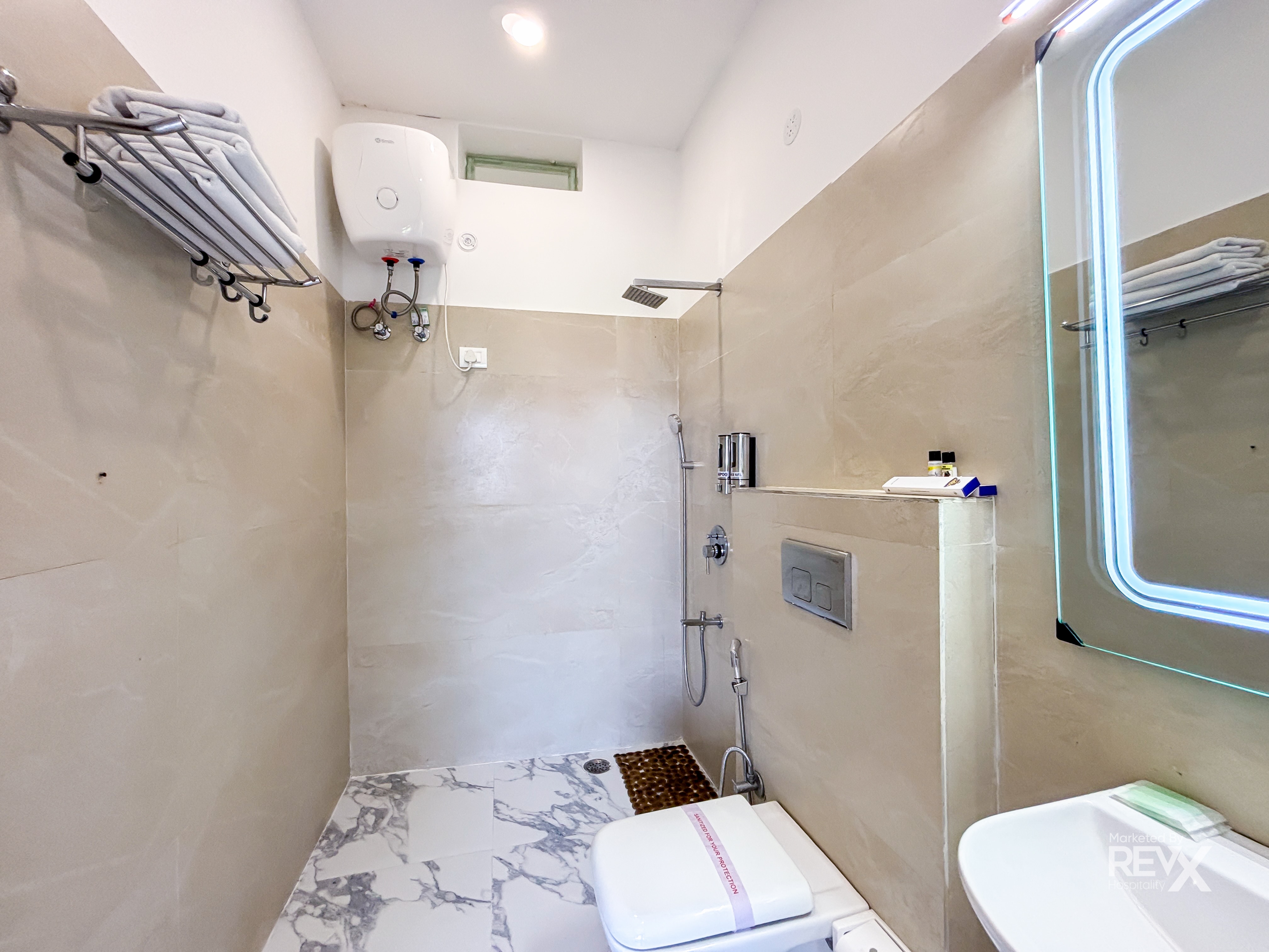 The Neeraj River Forest Resort Wellness Center Bathroom
