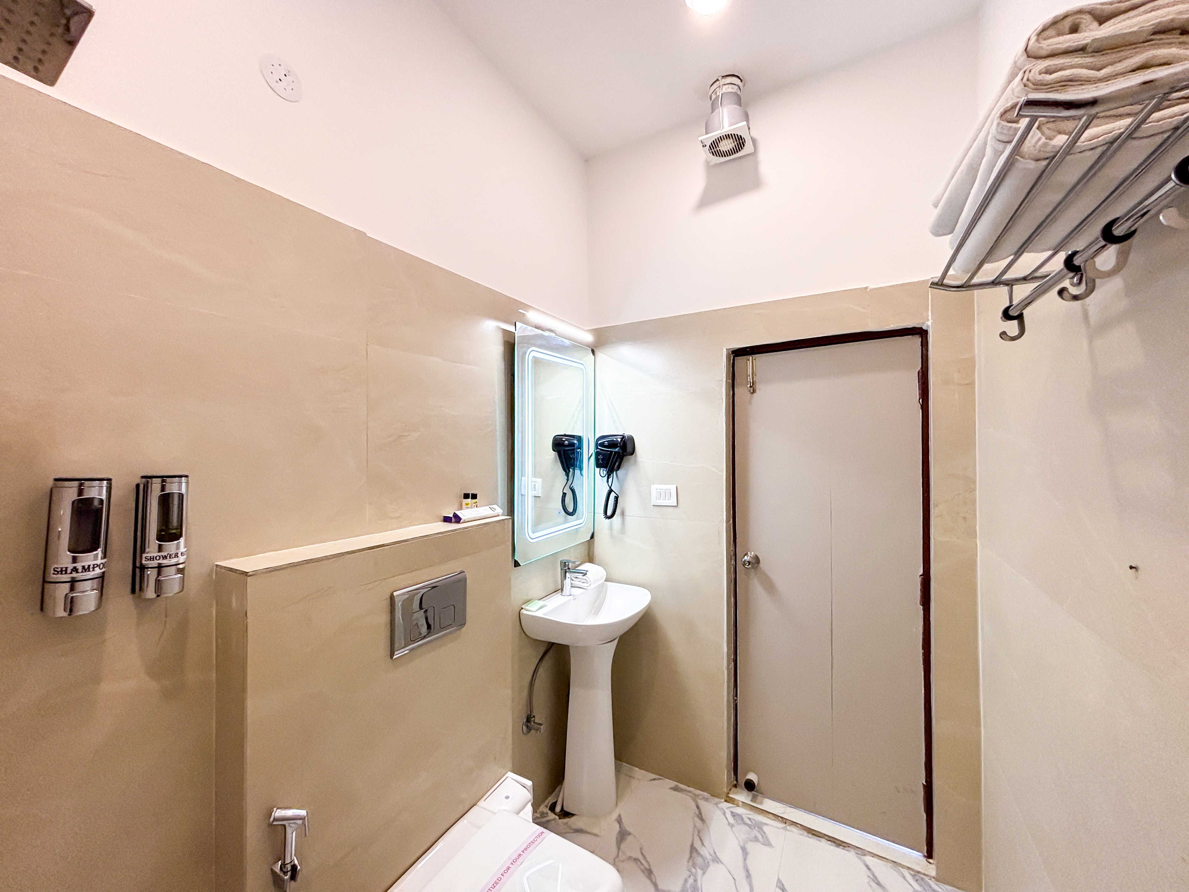 The Neeraj River Forest Resort Wellness Center Bathroom
