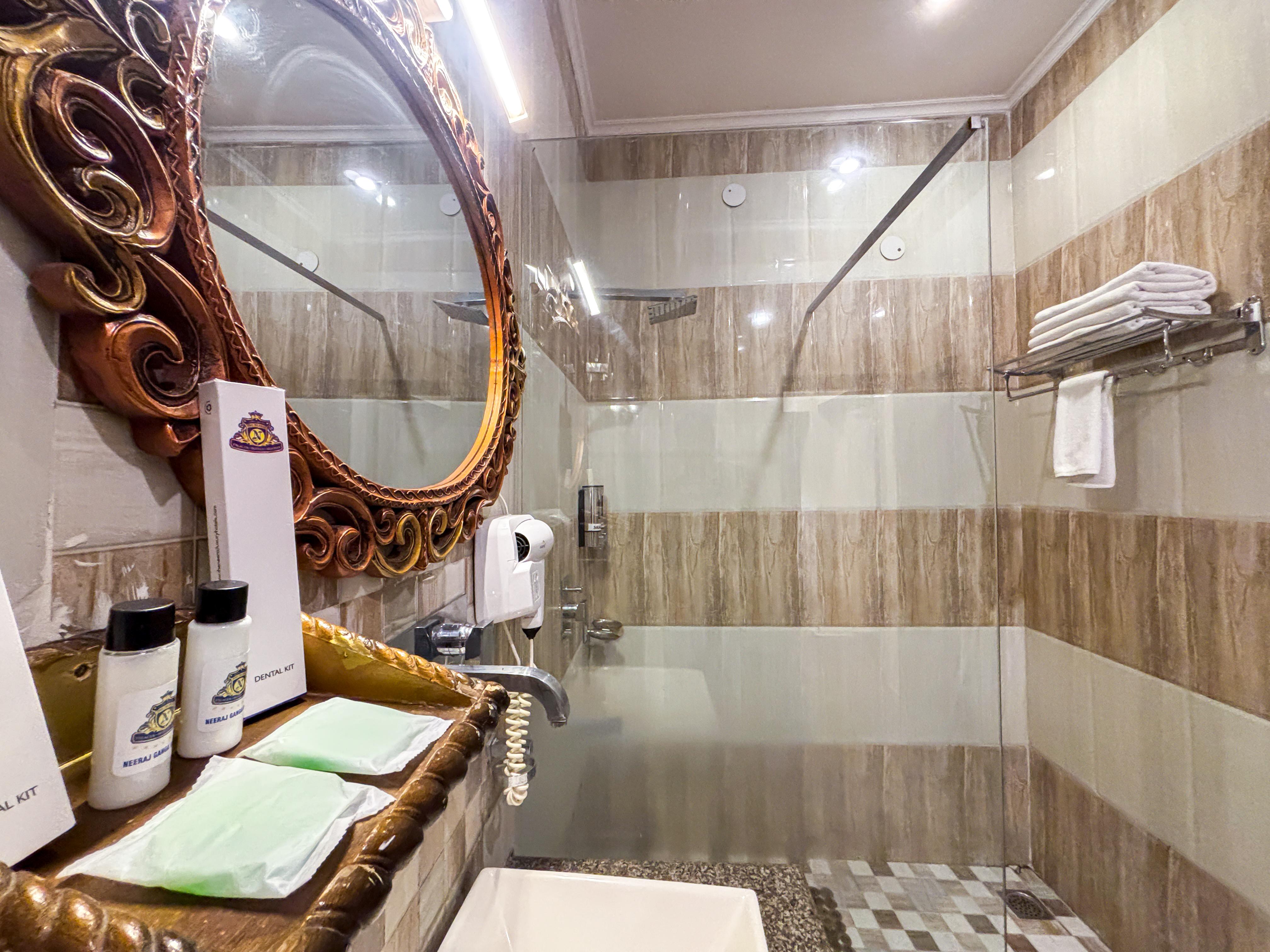 The Neeraj River Forest Resort Wellness Center Bathroom