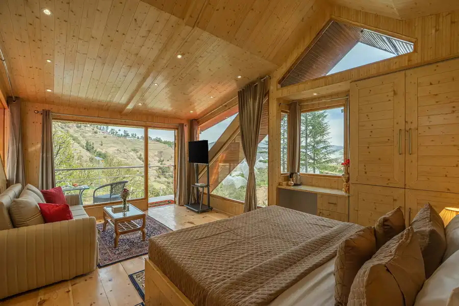 The Orchard Song- Chail with Jacuzzi, Shimla