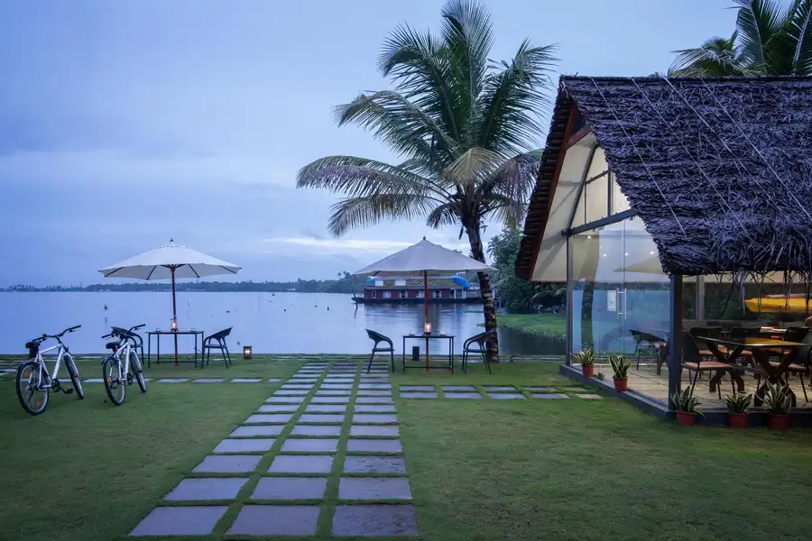 The Rain, Alleppey
