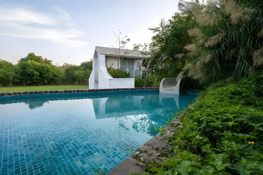 The Ray, Alibaug