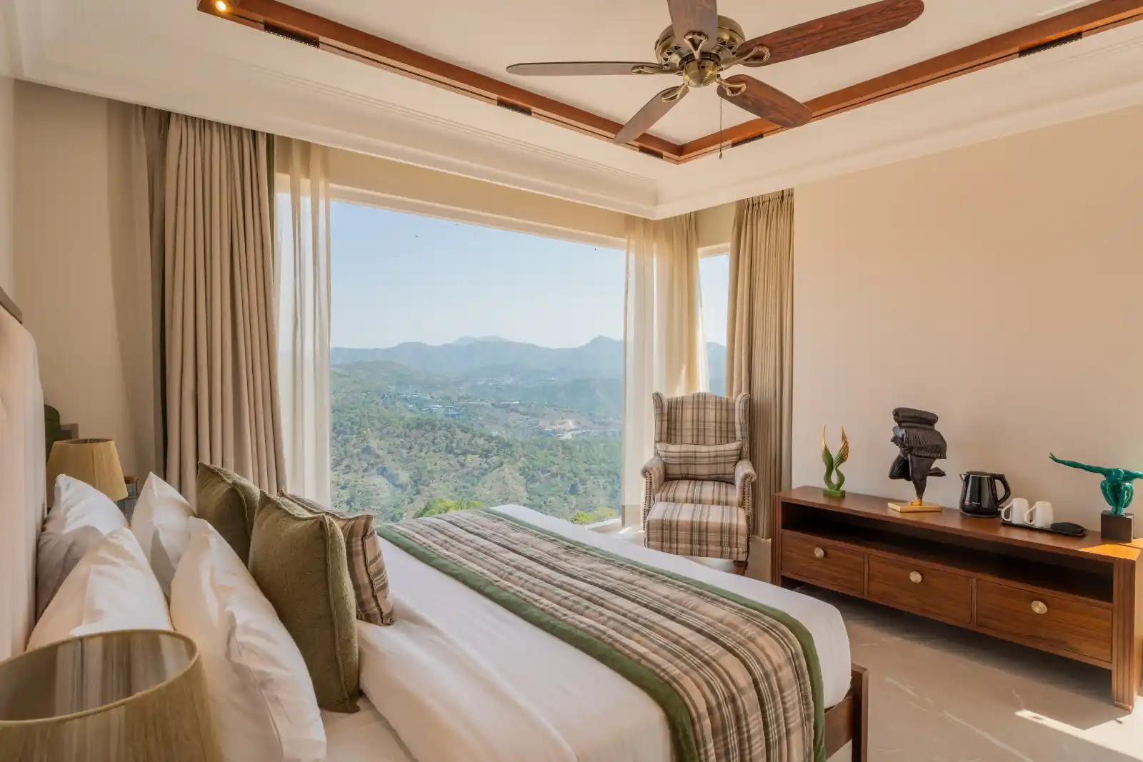 The Royce Daisy, Kasauli