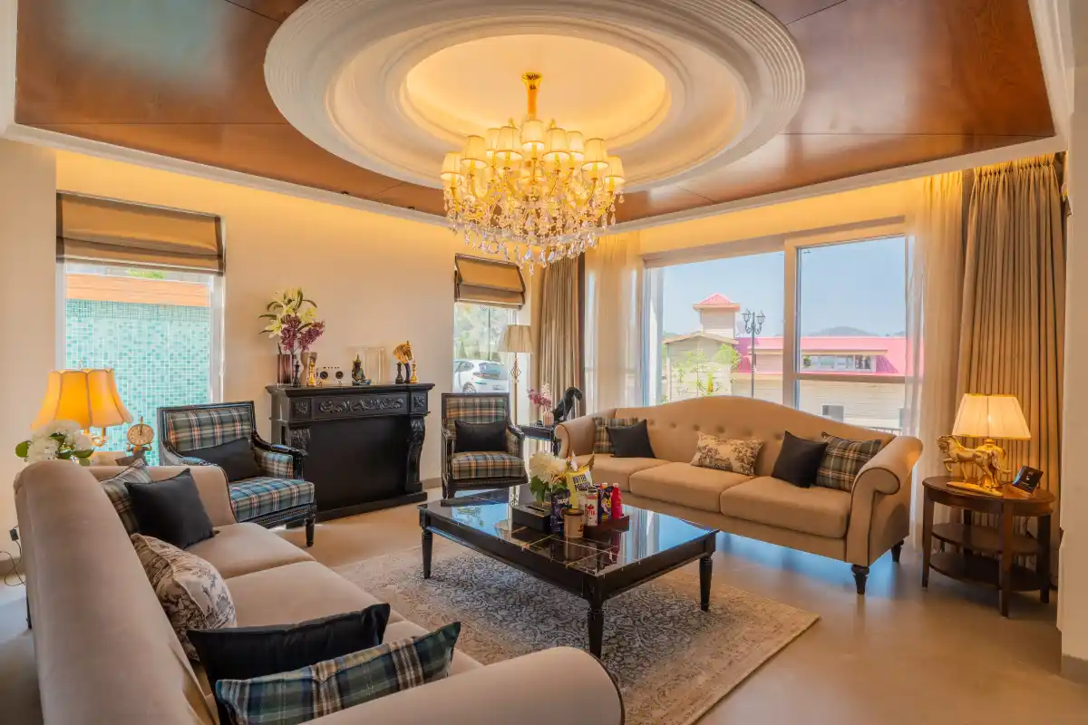 The Royce Daisy, Kasauli