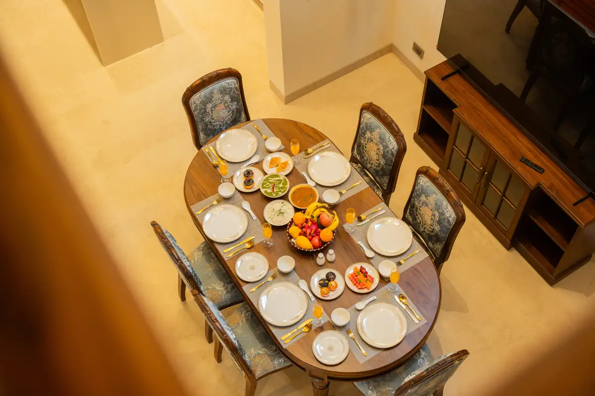 The Royce Rose, Kasauli