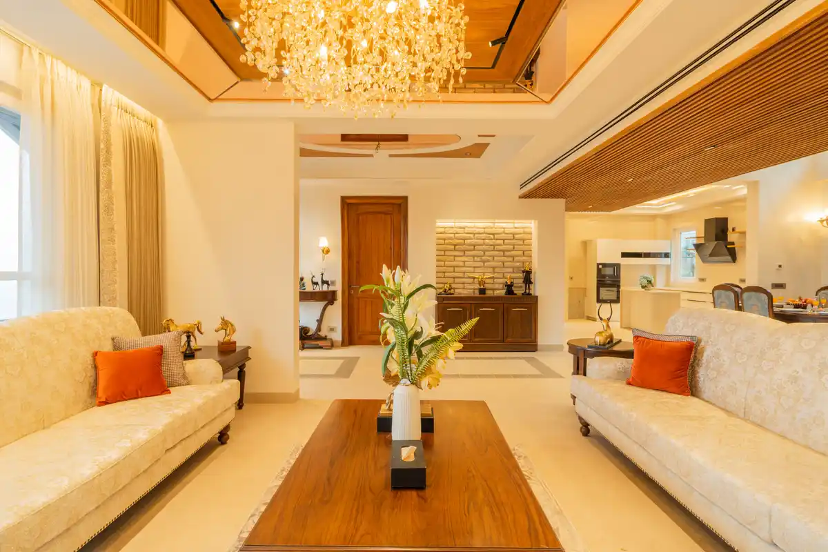 The Royce Rose, Kasauli