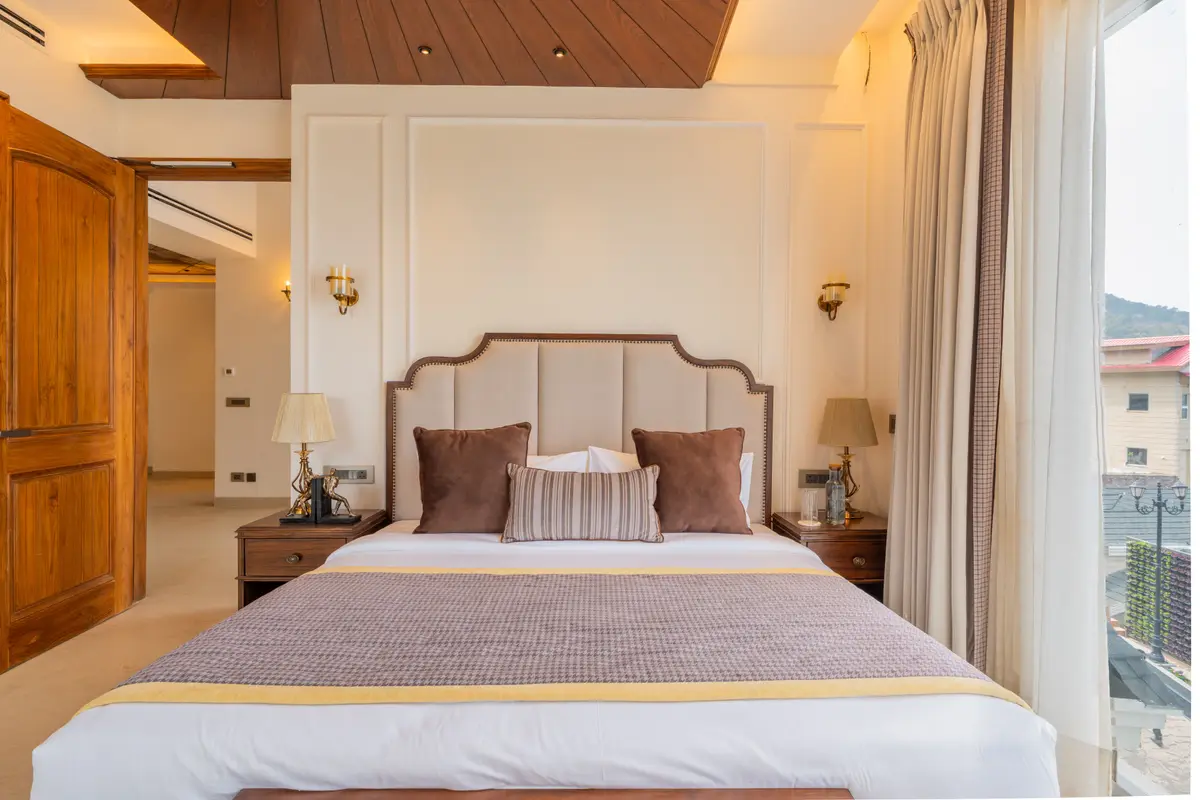 The Royce Rose, Kasauli