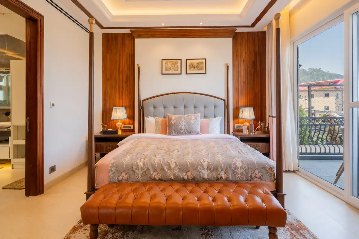 The Royce Rose, Kasauli