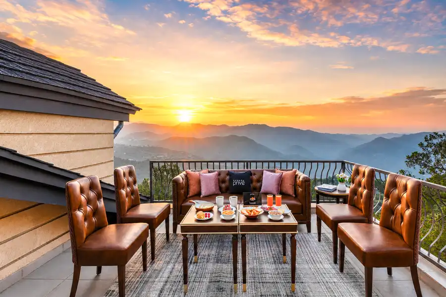 The Royce Silver Oak Imperial, Kasauli