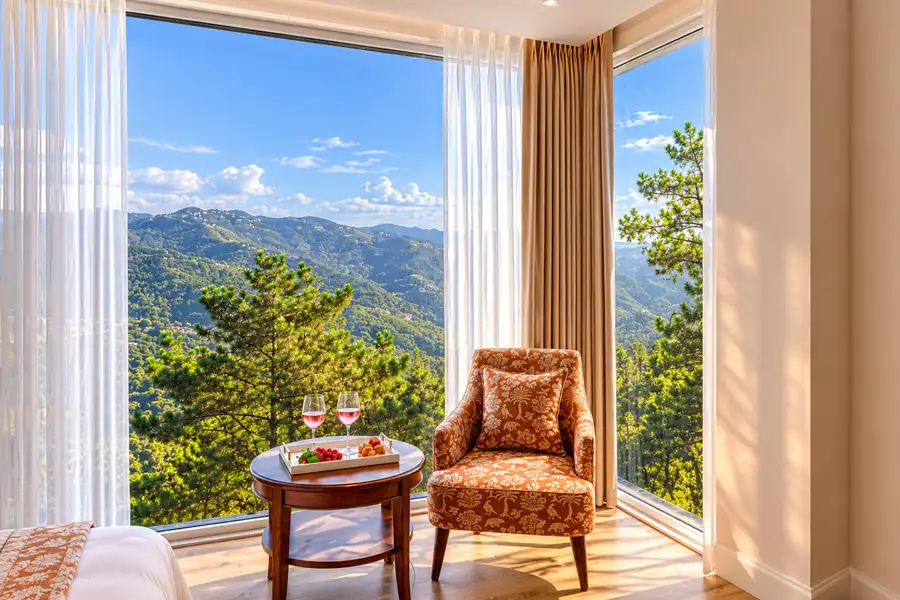 The Royce Silver Oak Opal, Kasauli