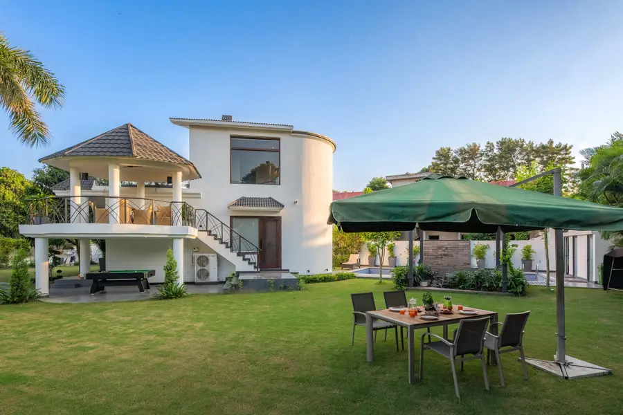 The Secret Lagoon, Ludhiana