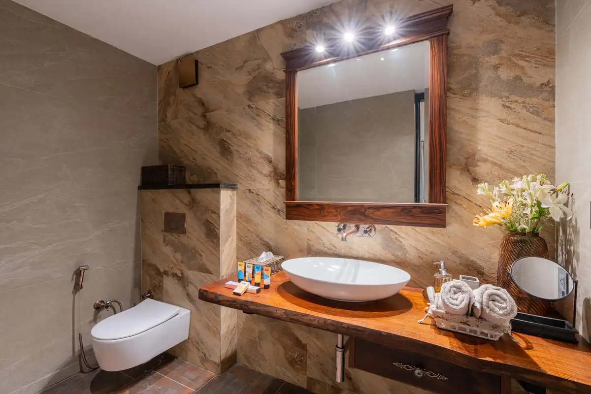 The Seven Acres W/ Private Pool & Jacuzzi, Chandigarh