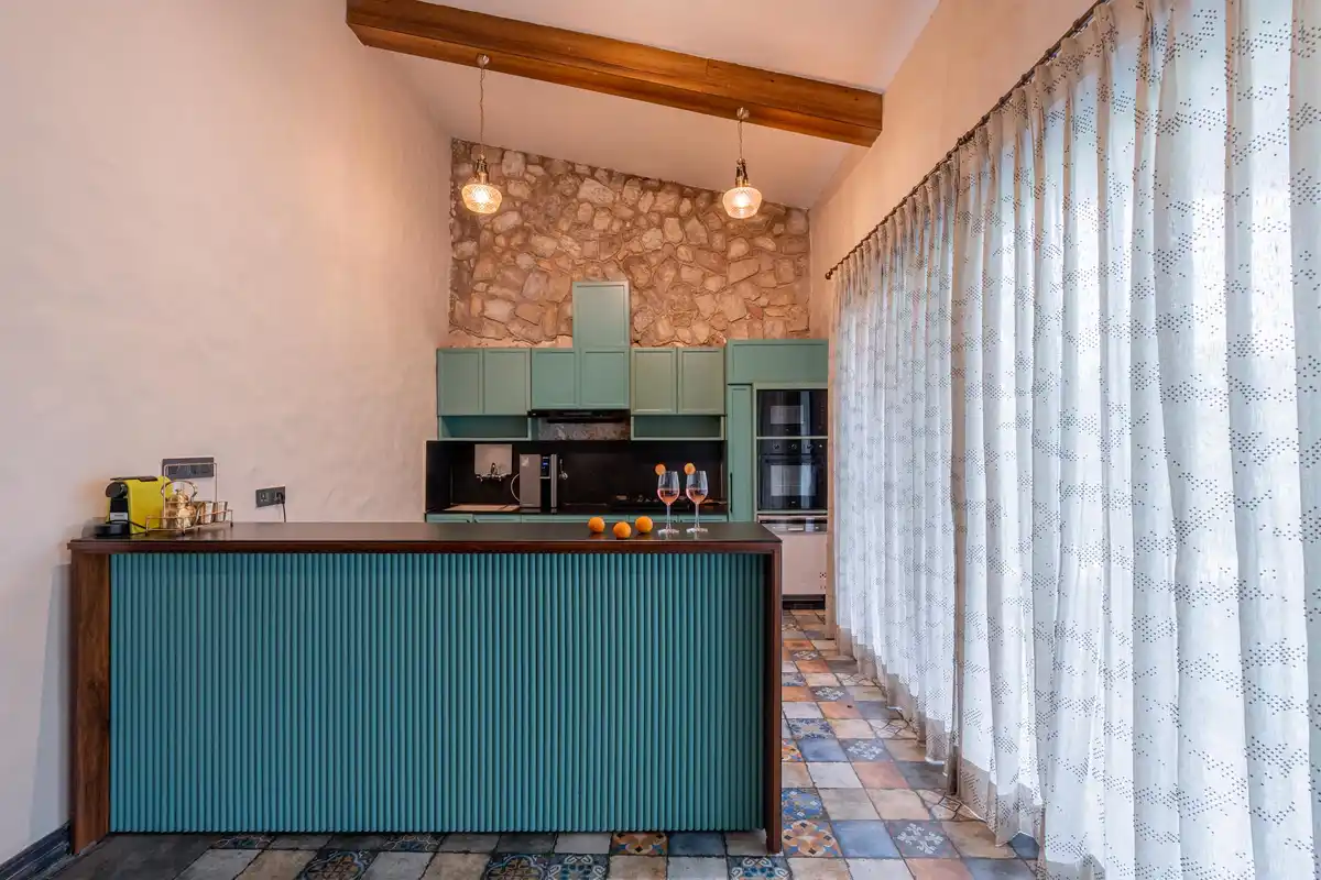 The Seven Acres W/ Private Pool & Jacuzzi, Chandigarh