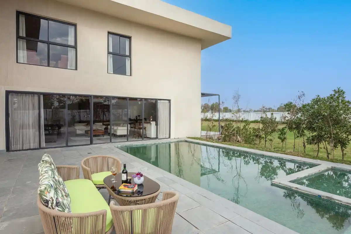 The Sweet Life W/ Private Pool - Sohna, New Delhi