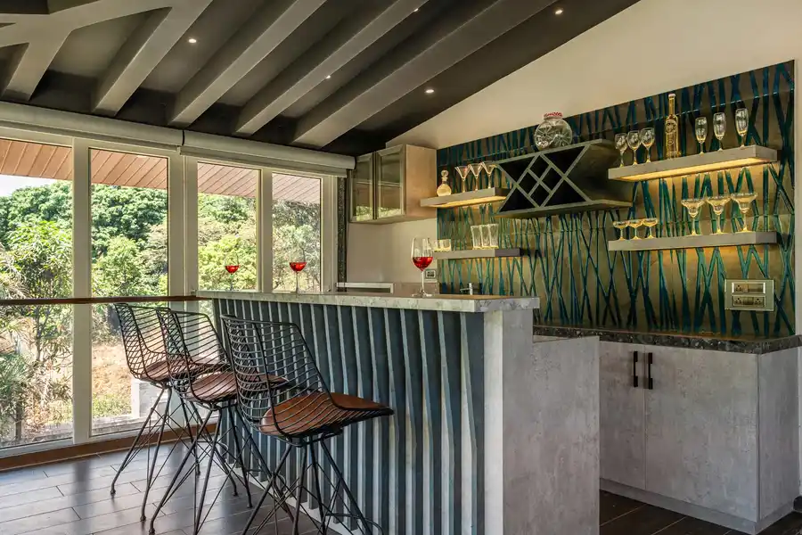 The White Canopy, Panchgani