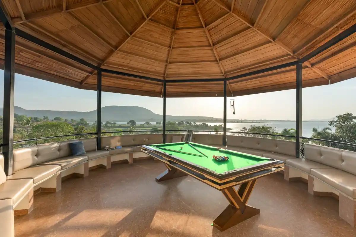 The White Castle, Igatpuri