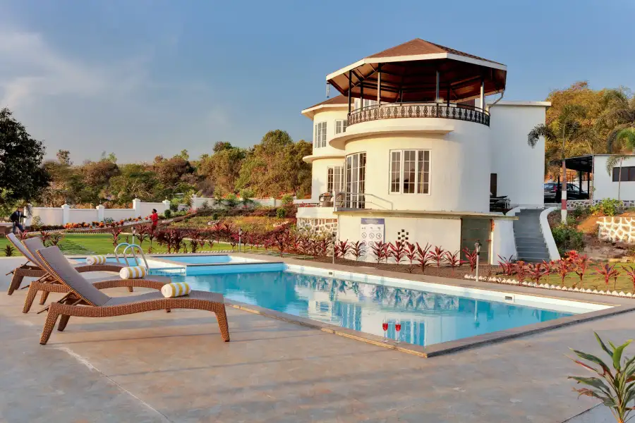 The White Castle, Igatpuri