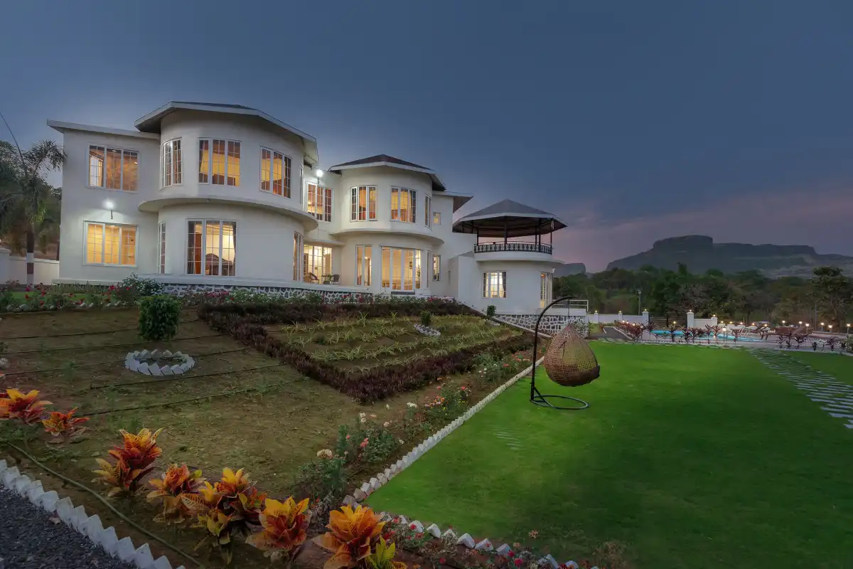 The White Castle, Igatpuri