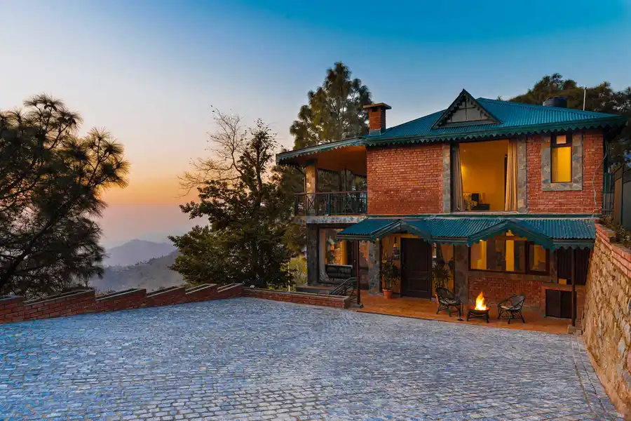 The Winter Line W/ Outdoor Pvt Pool, Kasauli