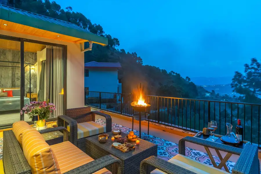 Thelma Cottage W/ Outdoor Jacuzzi, Kasauli