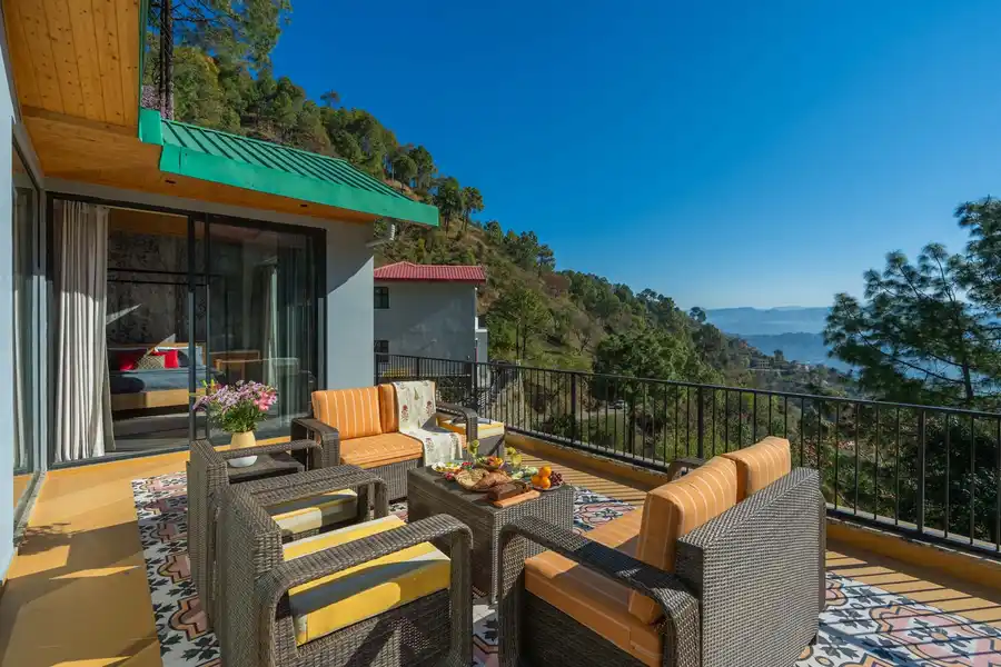 Thelma Cottage W/ Outdoor Jacuzzi, Kasauli