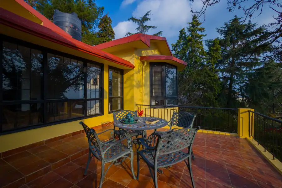 Thistle House, Bhimtal