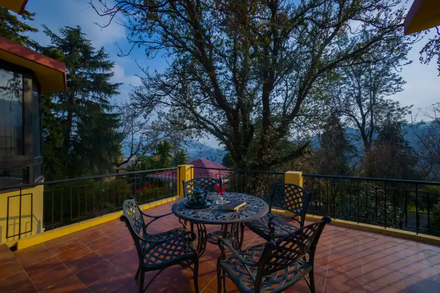 Thistle House, Bhimtal