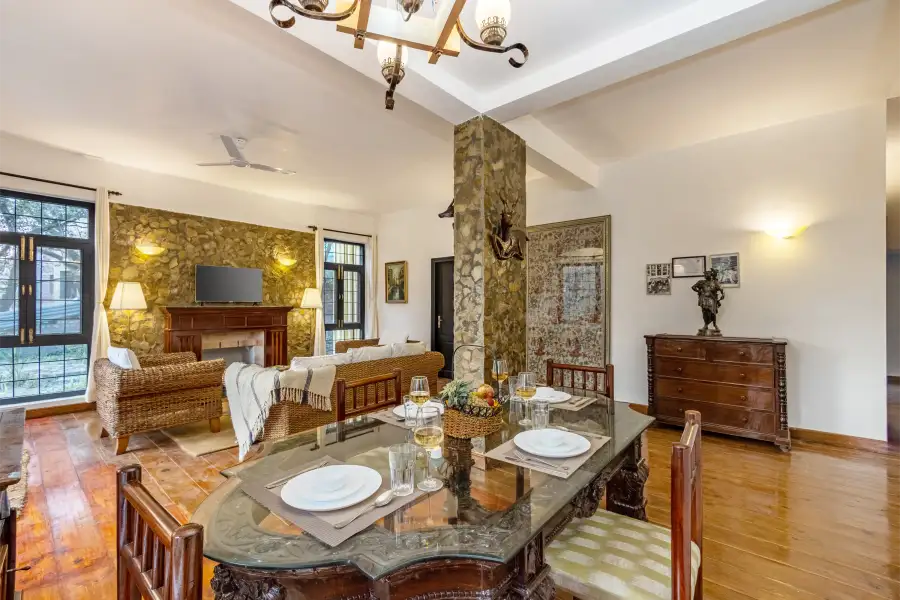 Thistle House, Bhimtal