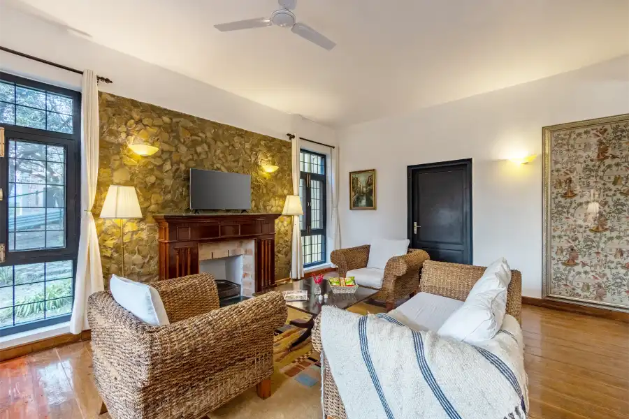 Thistle House, Bhimtal
