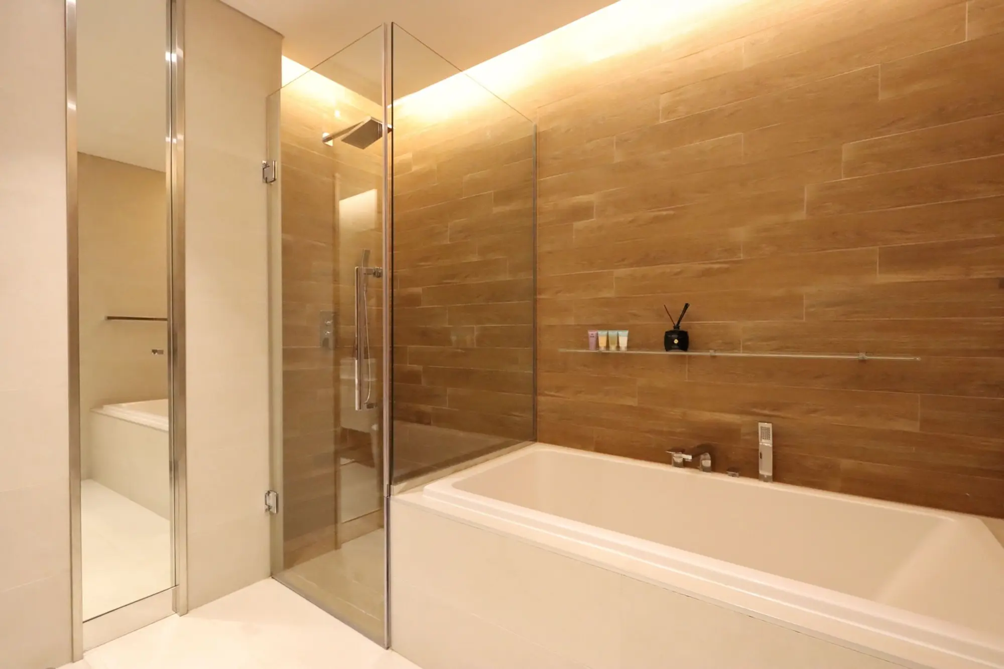 Tranquil 2BR in Bluewaters, Dubai