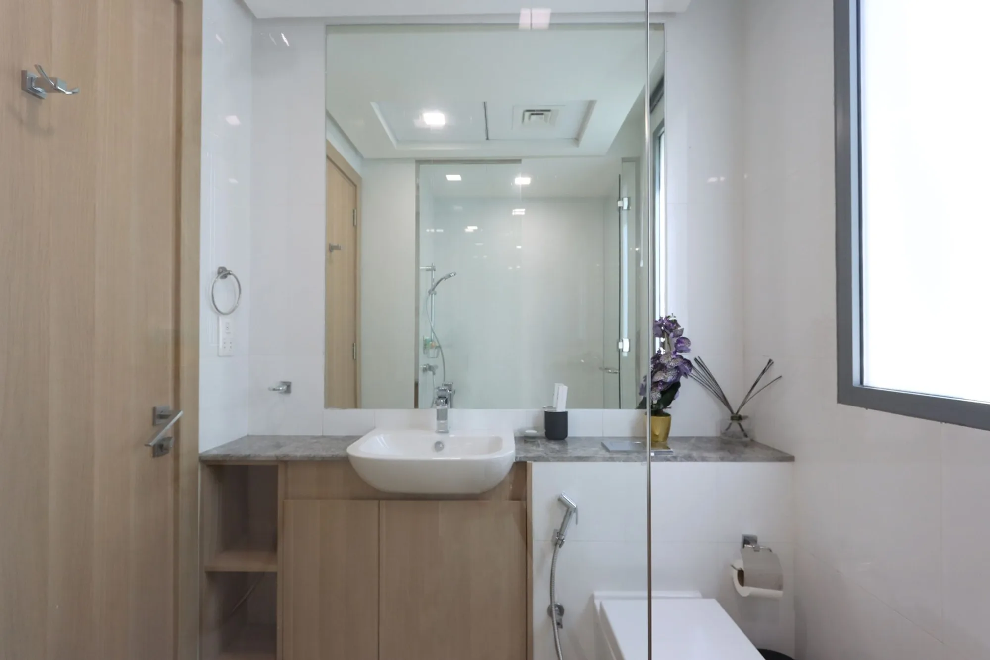 Tranquil Family Home, 4BR with Maid's Room, Dubai