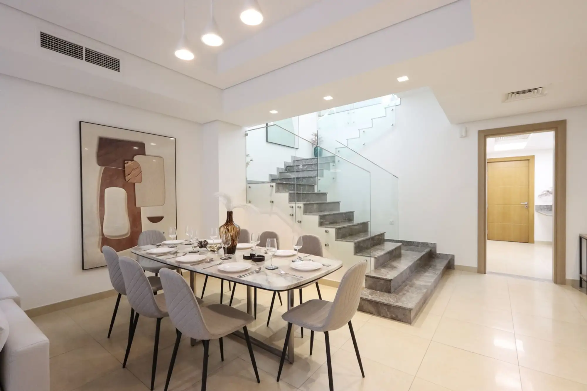 Tranquil Family Home, 4BR with Maid's Room, Dubai