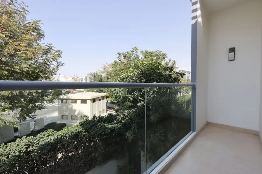Tranquil Family Home, 4BR with Maid's Room, Dubai