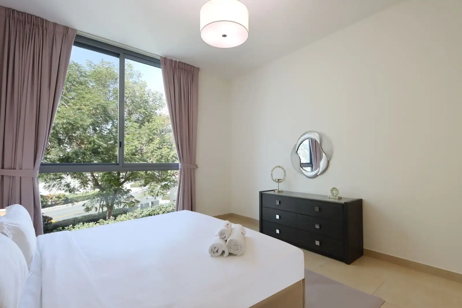 Tranquil Family Home, 4BR with Maid's Room, Dubai