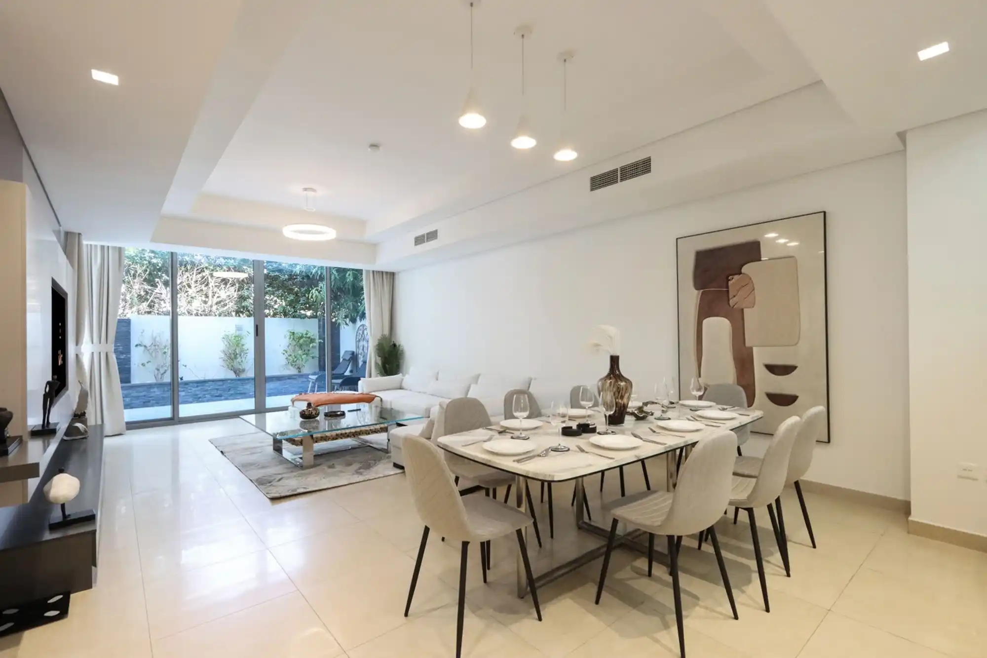 Tranquil Family Home, 4BR with Maid's Room, Dubai