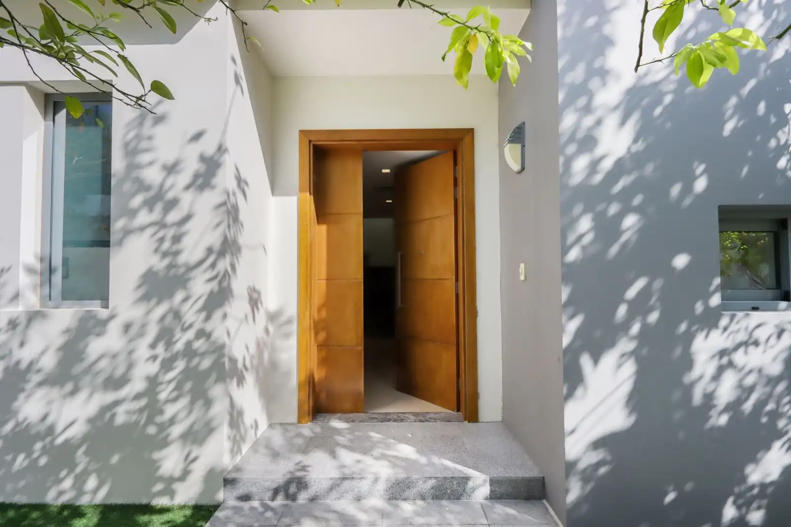Tranquil Family Home, 4BR with Maid's Room, Dubai