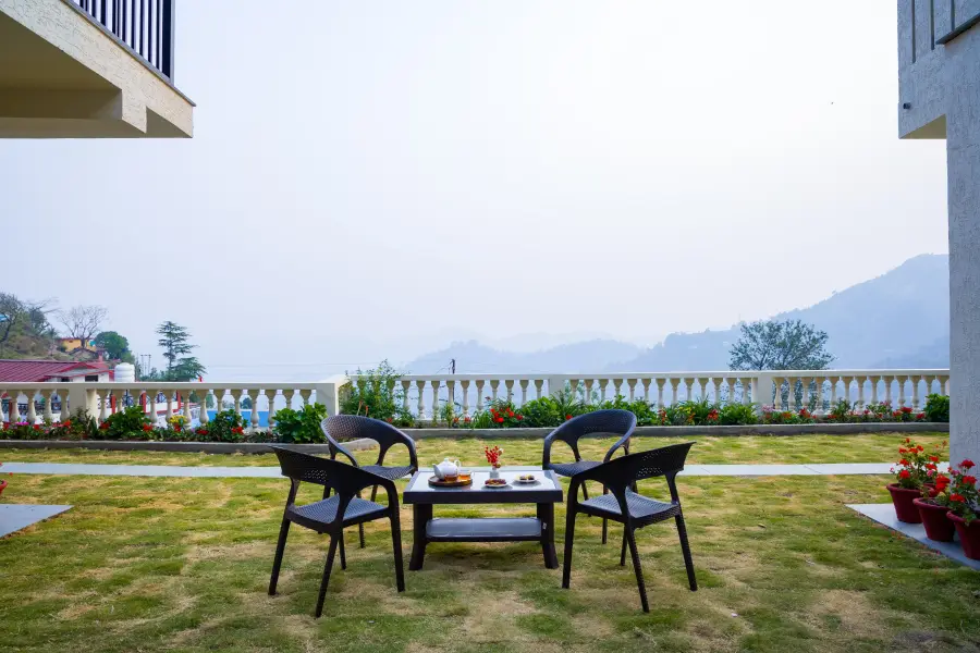 Twin Chalets, Nainital