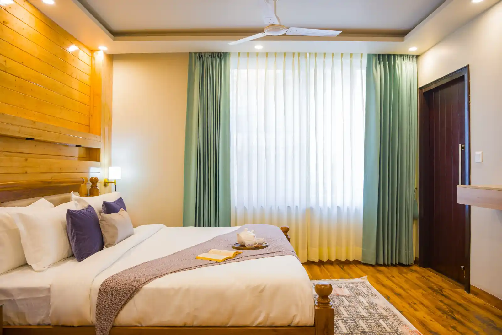Twin Chalets, Nainital