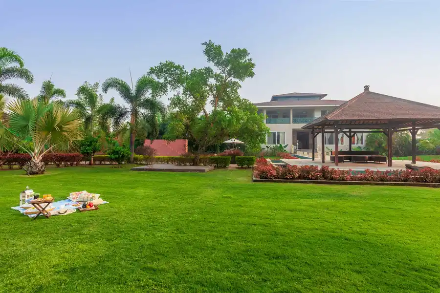 Umber Villa, Alibaug
