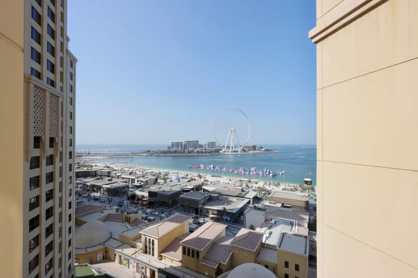 Upgraded 1B with Beach Access and Ain Dubai Views, Dubai