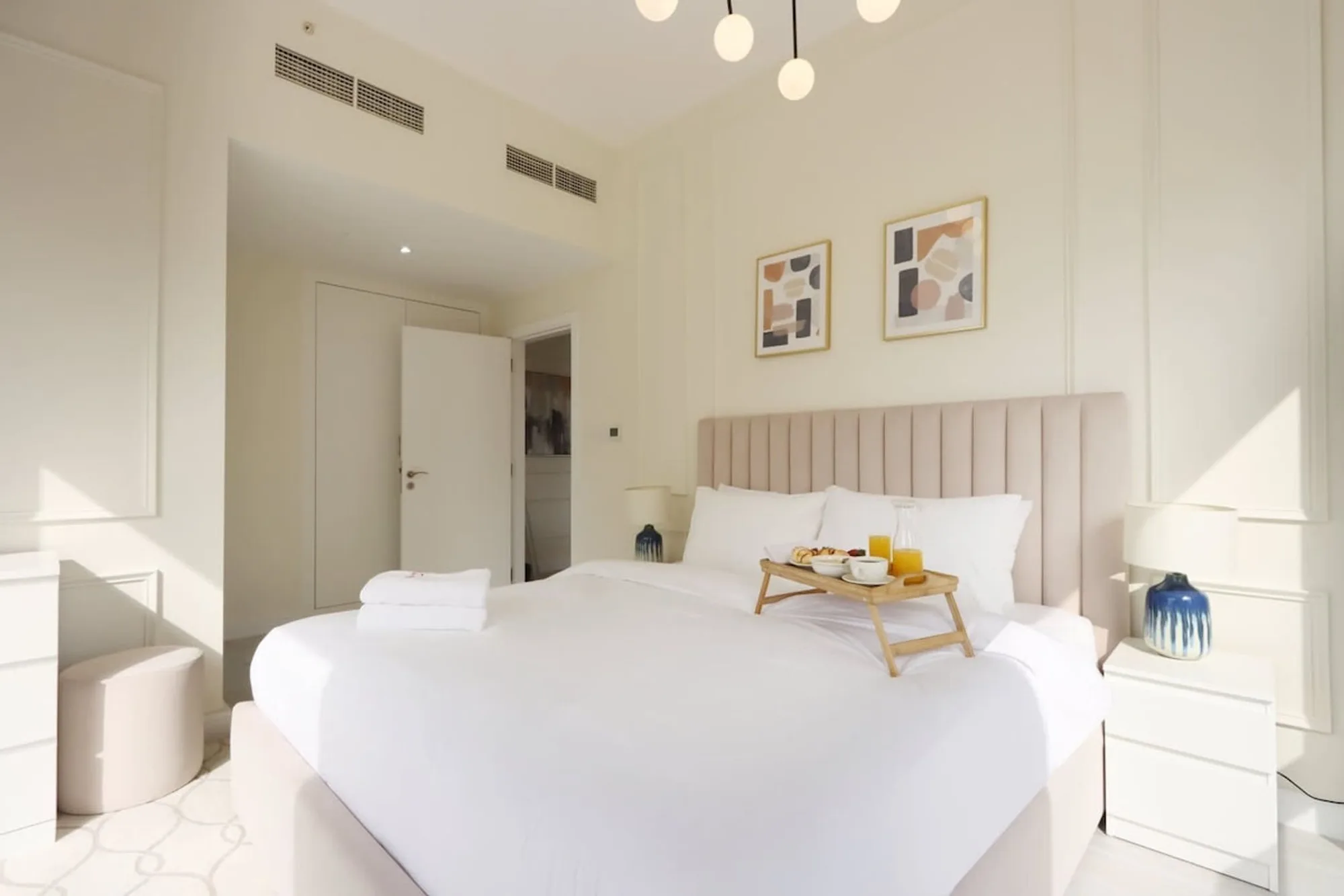 Upgraded 1BHK with Stunning Marina Views, Dubai