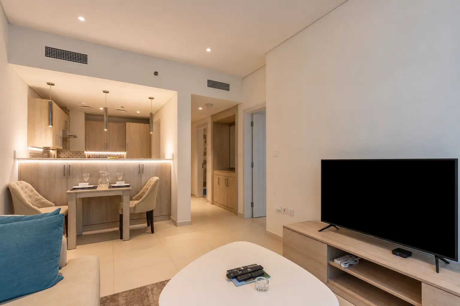 Upgraded 1BR with Balcony,Near Nakheel Mall, Dubai