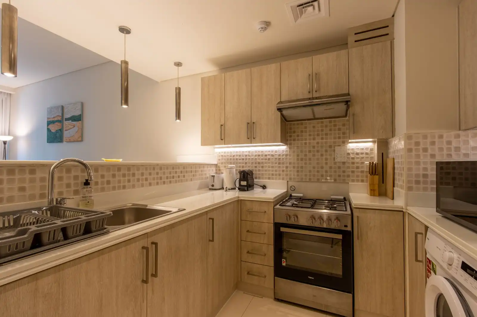 Upgraded 1BR with Balcony,Near Nakheel Mall, Dubai
