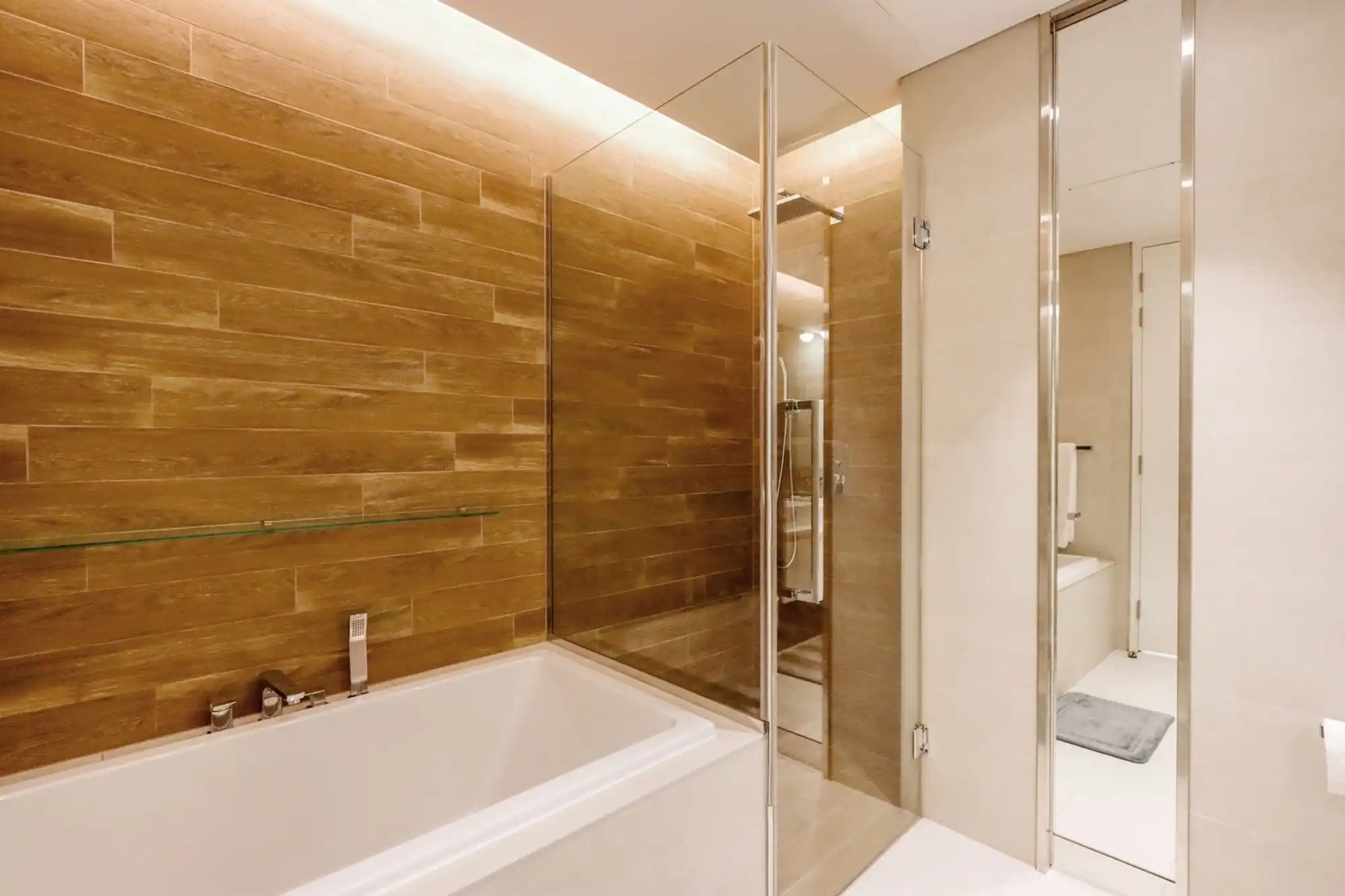 Upgraded 2BR, Dubai